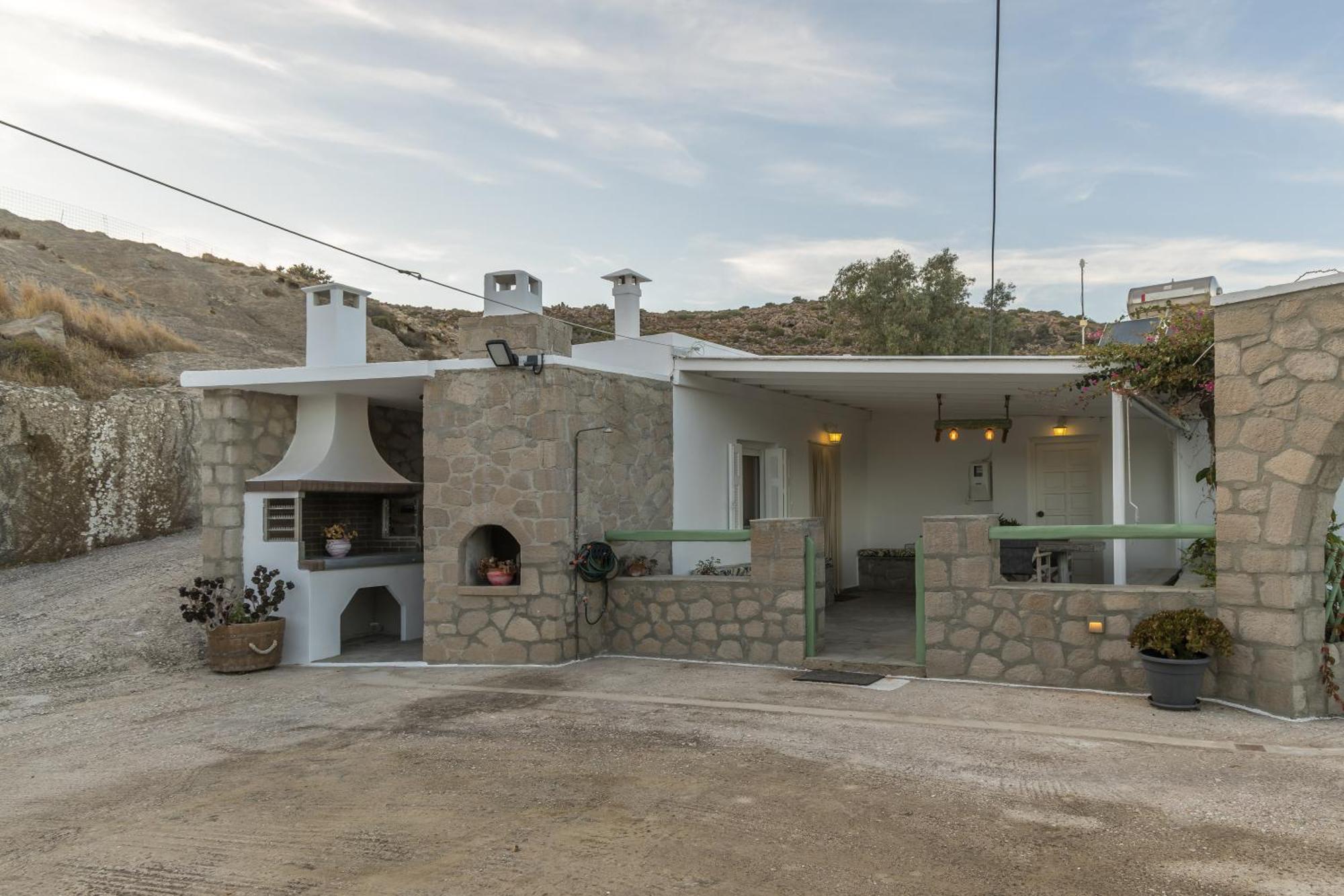 Tranquille House Villa Provatas Exterior photo