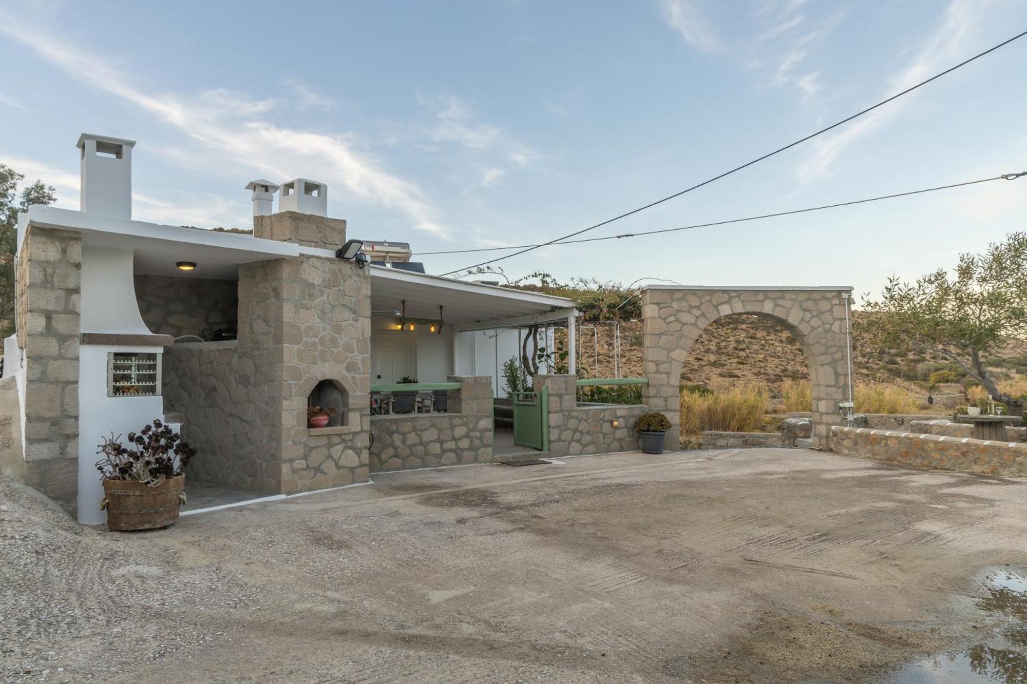 Tranquille House Villa Provatas Exterior photo